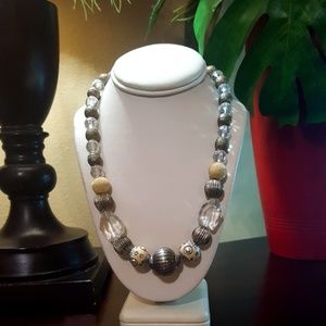 Chico beaded necklace